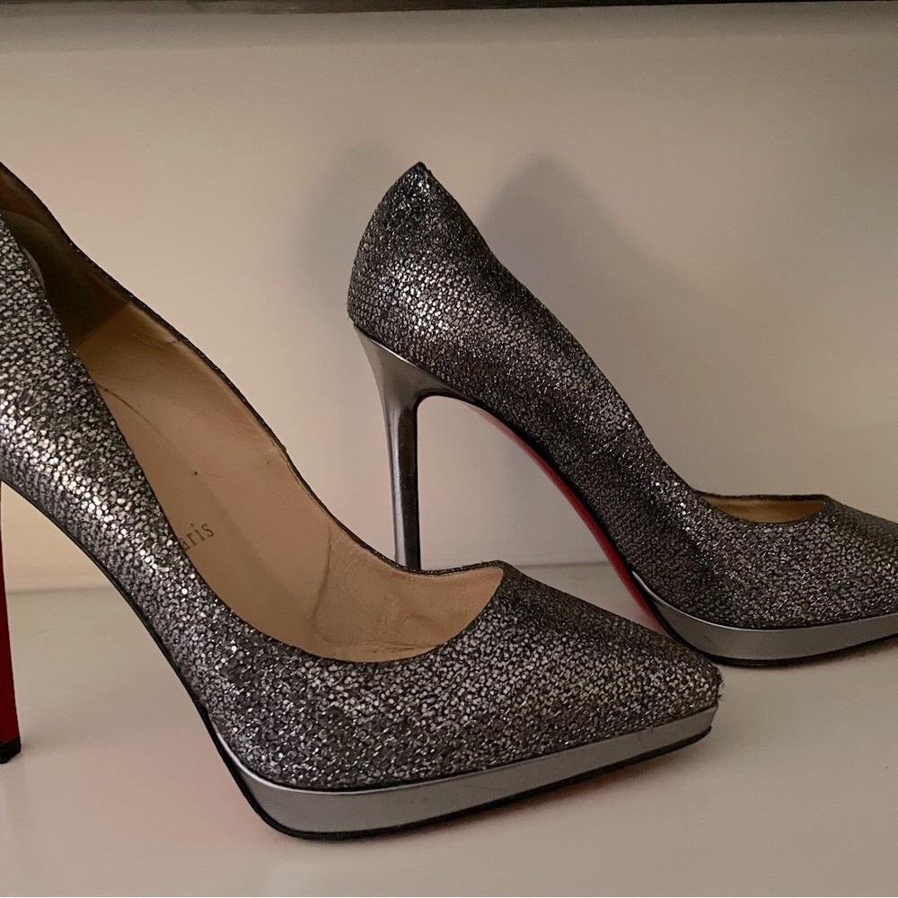 Christian Louboutin “so kate”